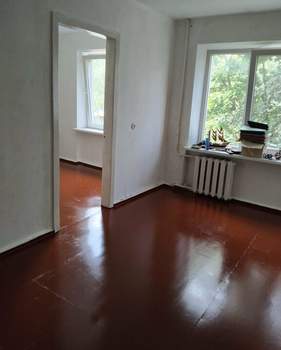 4-к квартира, вторичка, 61м2, 3/5 этаж