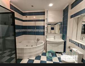 3-к квартира, вторичка, 117м2, 7/9 этаж