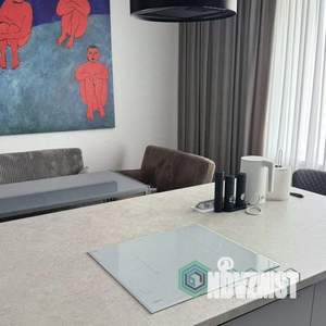 3-к квартира, вторичка, 107м2, 6/9 этаж