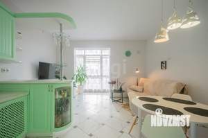 2-к квартира, вторичка, 76м2, 1/3 этаж