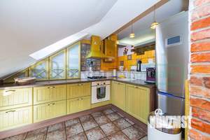 3-к квартира, вторичка, 105м2, 5/5 этаж