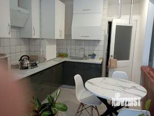 2-к квартира, вторичка, 100м2, 2/8 этаж