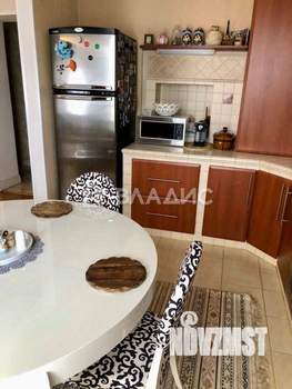 3-к квартира, вторичка, 70м2, 6/6 этаж