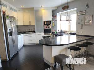 2-к квартира, вторичка, 68м2, 3/5 этаж