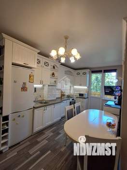 2-к квартира, вторичка, 63м2, 3/4 этаж