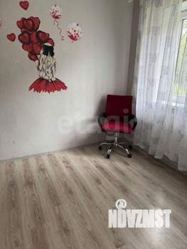 4-к квартира, вторичка, 60м2, 1/3 этаж