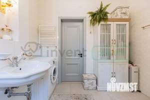 3-к квартира, вторичка, 113м2, 1/4 этаж
