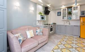 2-к квартира, вторичка, 58м2, 1/4 этаж