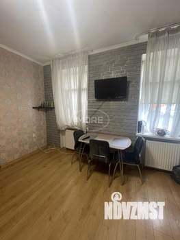 2-к квартира, вторичка, 32м2, 1/4 этаж