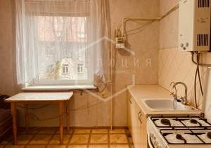 3-к квартира, вторичка, 63м2, 3/3 этаж