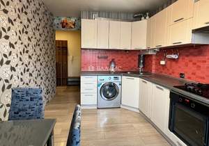 3-к квартира, вторичка, 75м2, 1/9 этаж