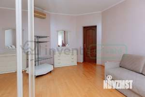 3-к квартира, вторичка, 140м2, 2/4 этаж