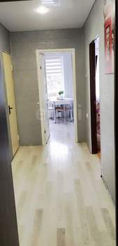 2-к квартира, вторичка, 52м2, 1/4 этаж