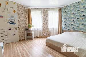 2-к квартира, вторичка, 62м2, 1/10 этаж