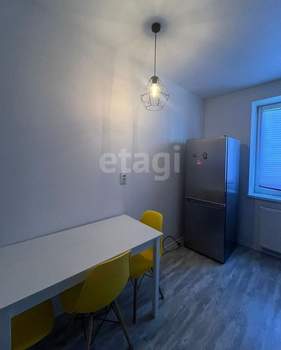 2-к квартира, вторичка, 57м2, 1/8 этаж