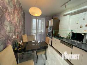 2-к квартира, вторичка, 58м2, 9/10 этаж