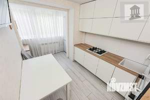 2-к квартира, вторичка, 58м2, 1/6 этаж