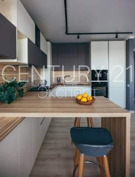 3-к квартира, вторичка, 96м2, 8/10 этаж