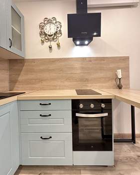 Студия квартира, вторичка, 33м2, 3/9 этаж