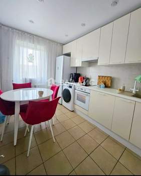 3-к квартира, вторичка, 62м2, 5/5 этаж