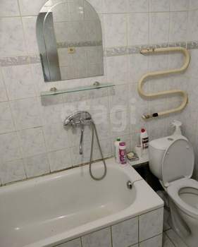 3-к квартира, вторичка, 52м2, 3/5 этаж
