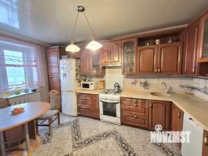 4-к квартира, вторичка, 101м2, 4/5 этаж