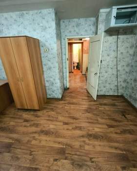 2-к квартира, вторичка, 40м2, 1/5 этаж
