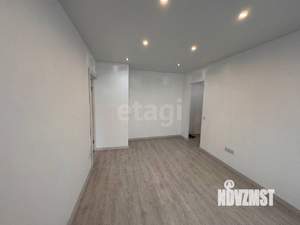 2-к квартира, вторичка, 40м2, 3/3 этаж