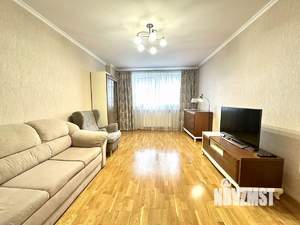 2-к квартира, вторичка, 72м2, 8/10 этаж