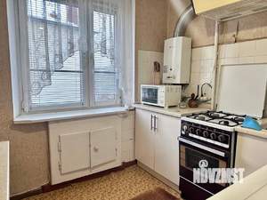 4-к квартира, вторичка, 63м2, 4/5 этаж