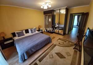 3-к квартира, вторичка, 104м2, 10/10 этаж