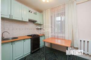 3-к квартира, вторичка, 64м2, 1/9 этаж