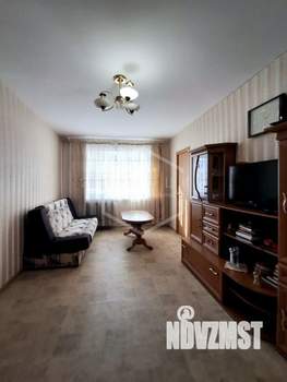 2-к квартира, вторичка, 45м2, 1/4 этаж