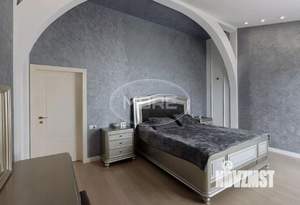 3-к квартира, вторичка, 193м2, 4/4 этаж