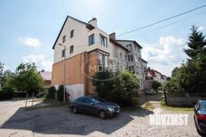 4-к квартира, вторичка, 127м2, 3/3 этаж