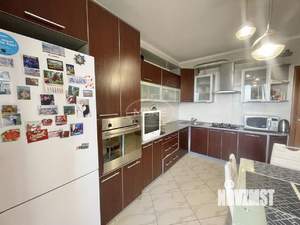 2-к квартира, вторичка, 74м2, 7/10 этаж