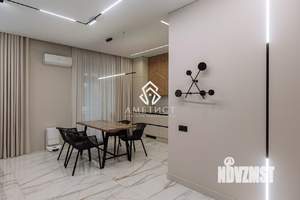 3-к квартира, вторичка, 97м2, 1/5 этаж