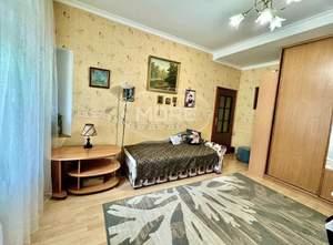 2-к квартира, вторичка, 70м2, 2/4 этаж