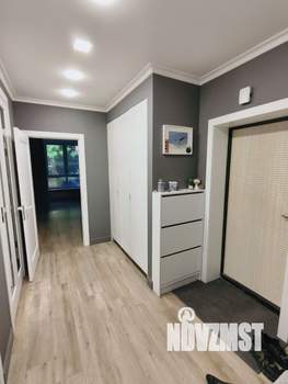 2-к квартира, вторичка, 62м2, 1/5 этаж