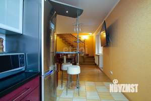 3-к квартира, вторичка, 107м2, 5/5 этаж