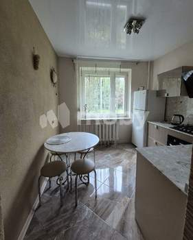 2-к квартира, вторичка, 53м2, 1/1 этаж