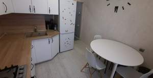 3-к квартира, вторичка, 65м2, 1/9 этаж
