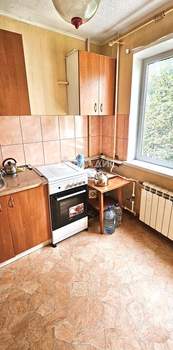 2-к квартира, вторичка, 46м2, 3/5 этаж