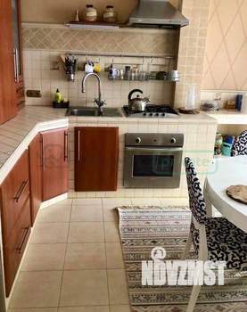3-к квартира, вторичка, 68м2, 6/6 этаж