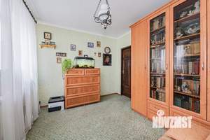 4-к квартира, вторичка, 82м2, 3/3 этаж