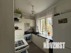 2-к квартира, вторичка, 42м2, 2/3 этаж