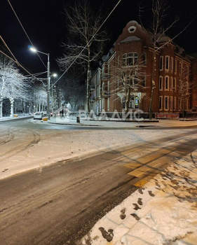 4-к квартира, вторичка, 137м2, 4/4 этаж