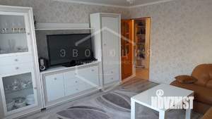 2-к квартира, вторичка, 63м2, 1/6 этаж