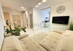 2-к квартира, вторичка, 62м2, 2/5 этаж