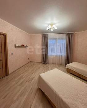 2-к квартира, вторичка, 63м2, 1/2 этаж